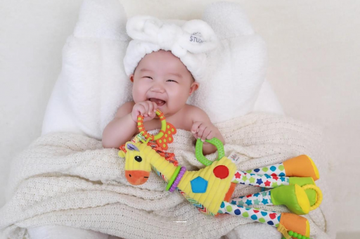 鄢陵宝宝肚子胀气怎么办